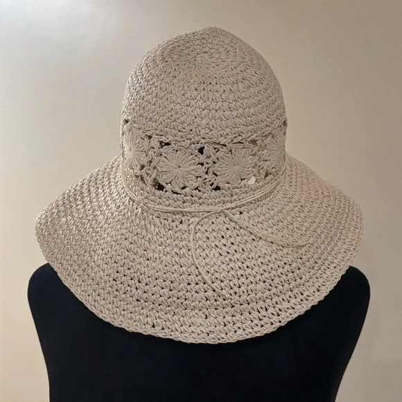Straw Beach Flop Hat Sun Shade Neutral Floral - Picture 2 of 5